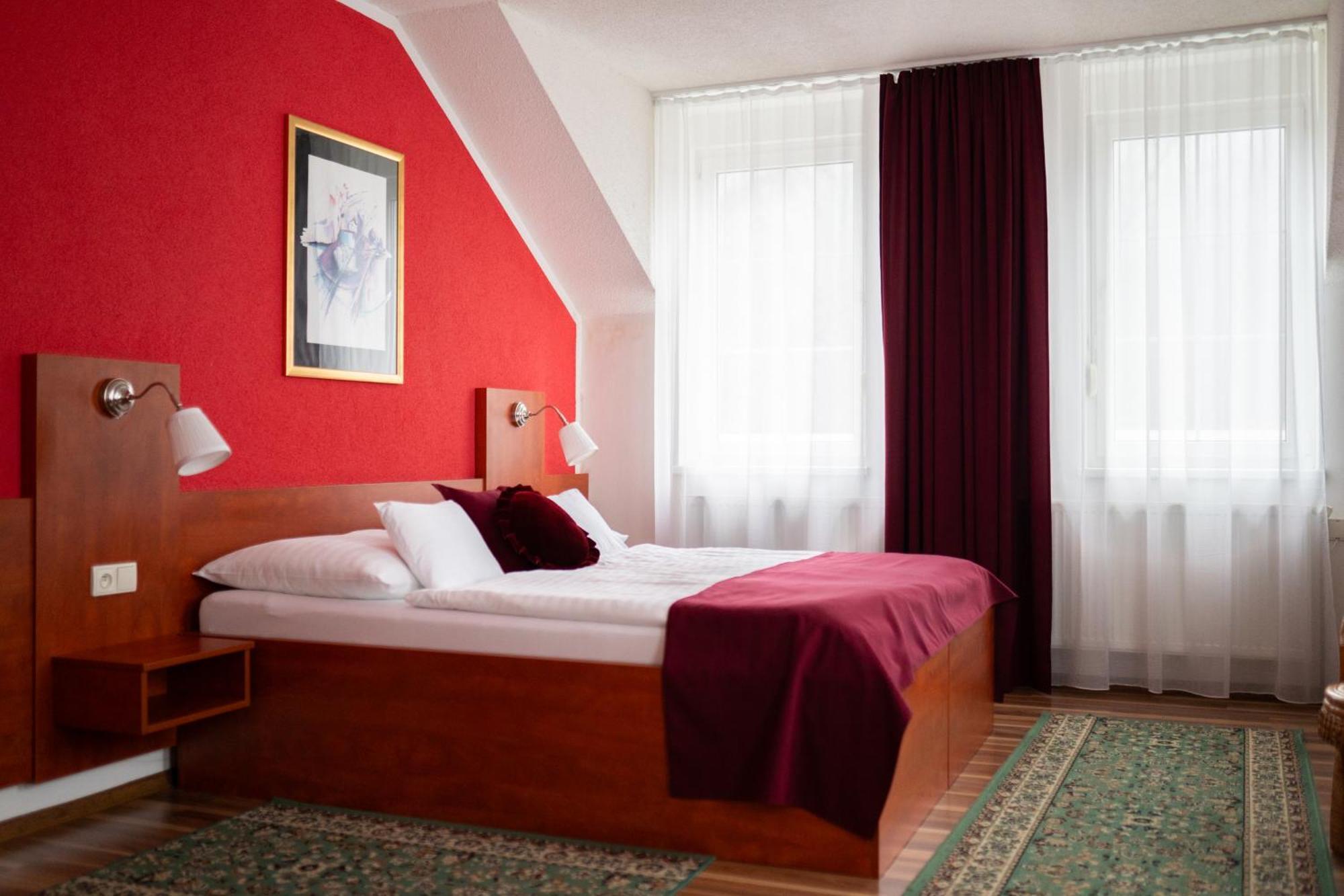 Hotel Na Pekarne Sušice المظهر الخارجي الصورة